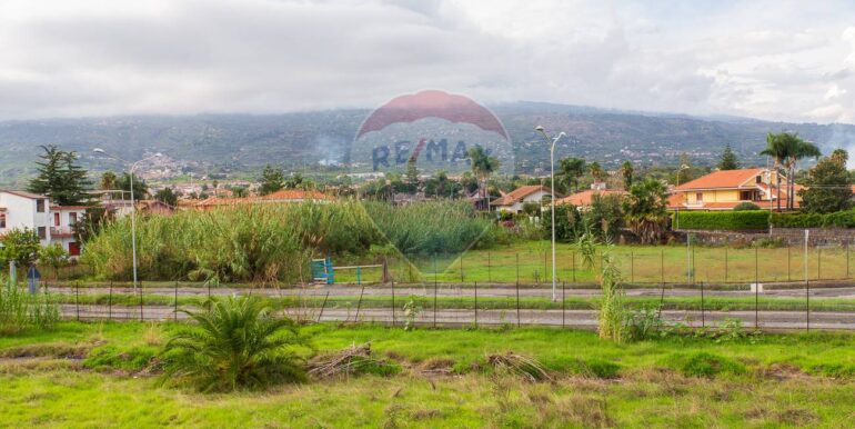 20251110131410-999901-21