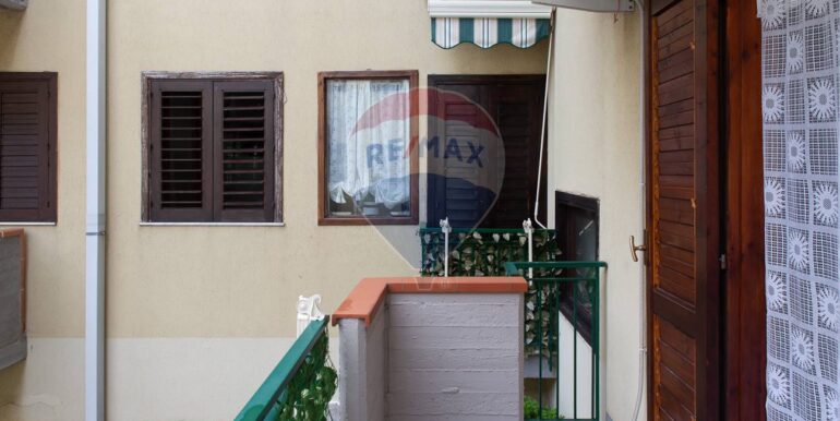 20251110131416-999901-23