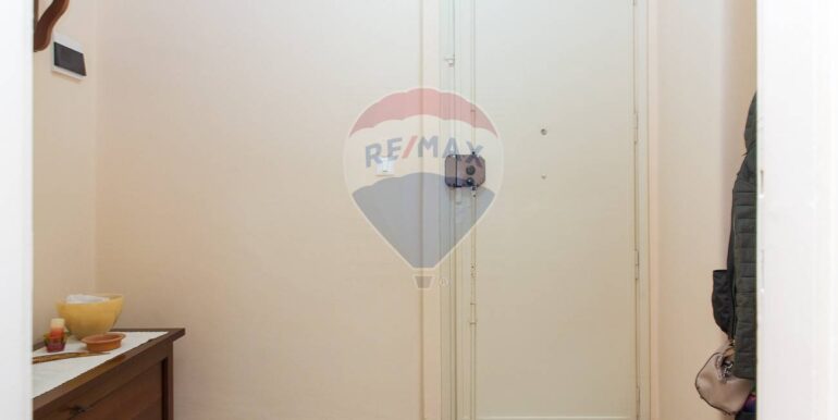 20251110182143-999908-12