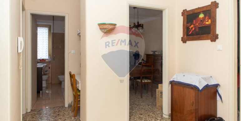 20251110182154-999908-16