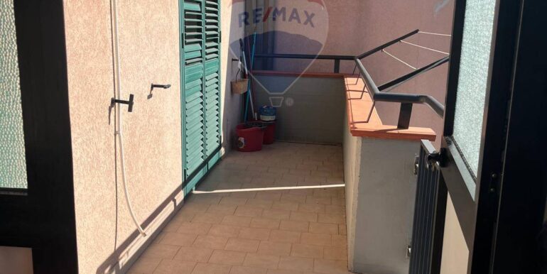 20251110182240-999988-1