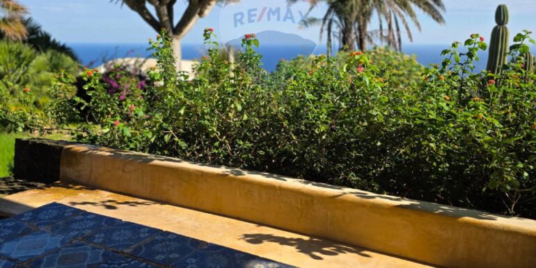 20251110185158-999971-3