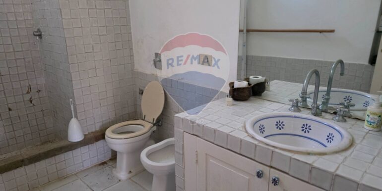 20251110185435-999971-18