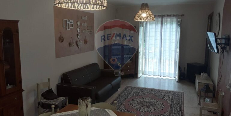 2025111074527-992822-25