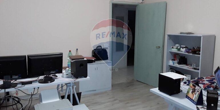 2025111074614-992822-33