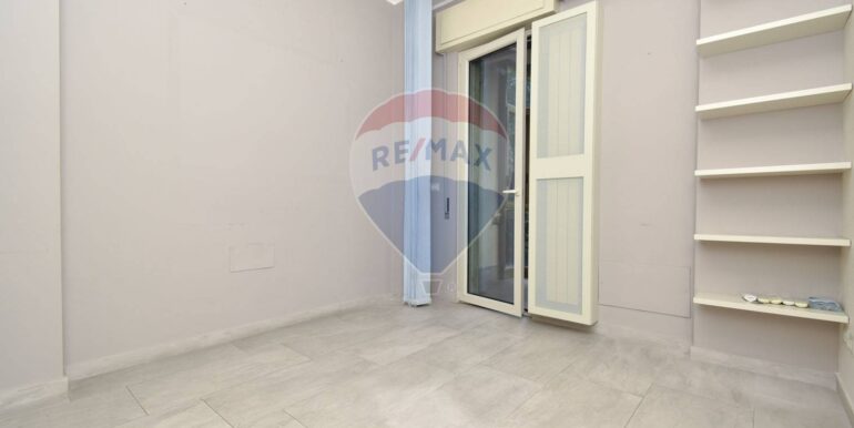 20251111101146-894357-12