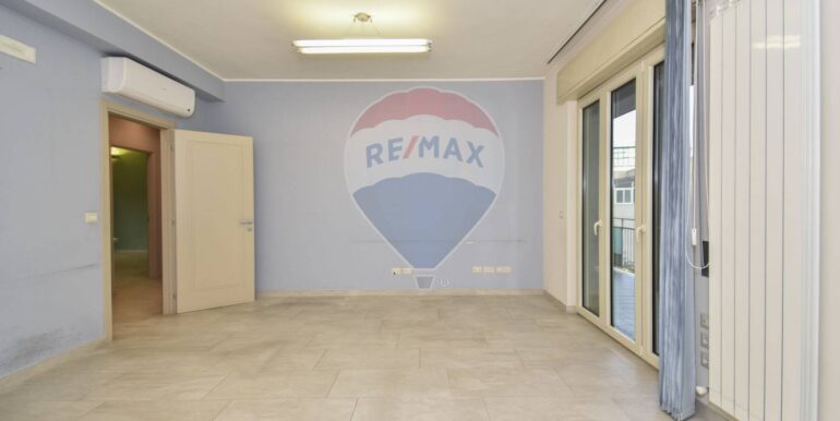 20251111101155-894357-17