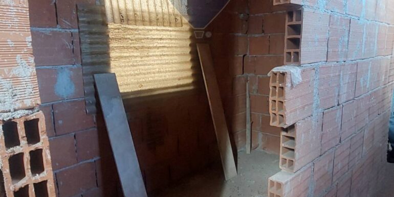 20251111104207-997185-8