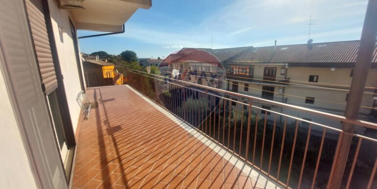 20251111104333-997185-15