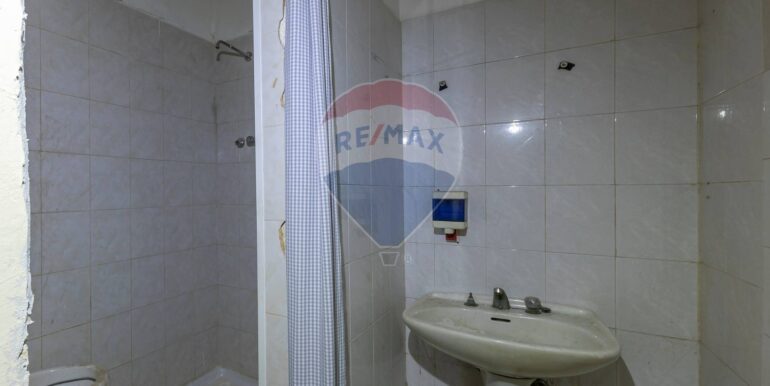 20251111112657-1000080-17