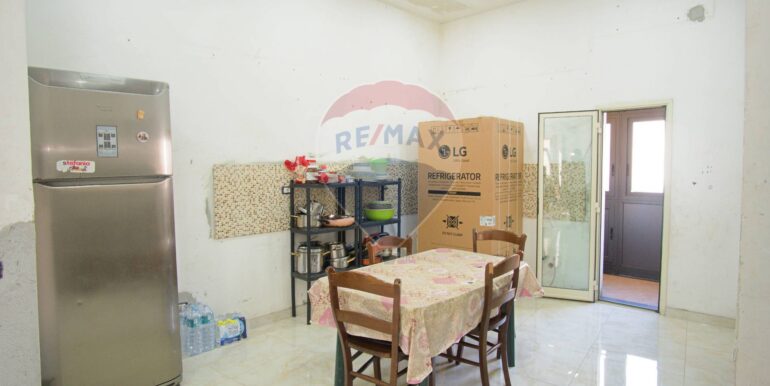 20251111115021-999433-6