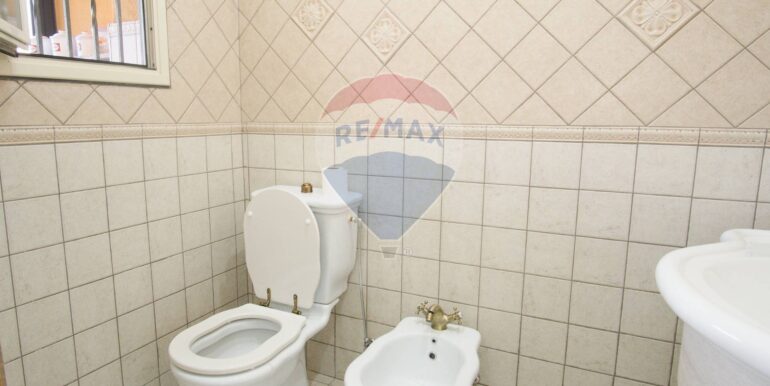 20251111115035-999433-8