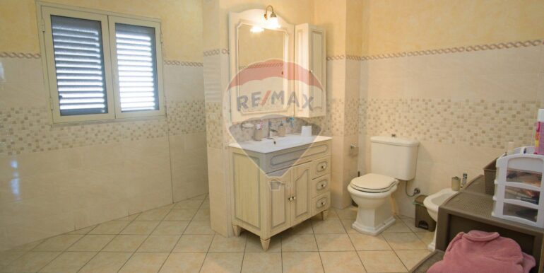 20251111115133-999433-15