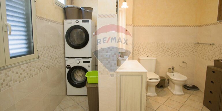 20251111115211-999433-19