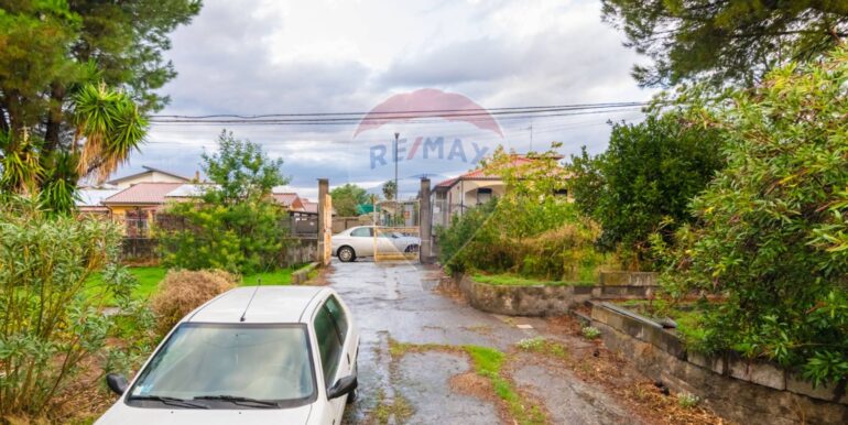 20251111115621-999940-1