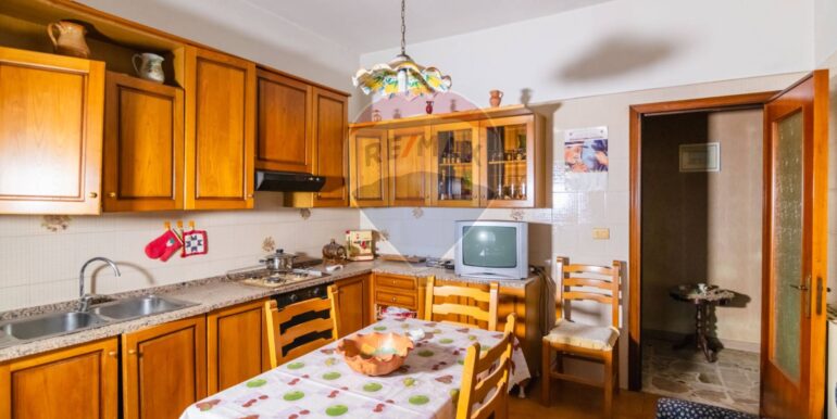 20251111115713-999940-17