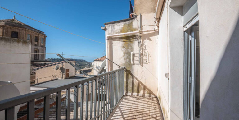 20251111161330-1000153-6