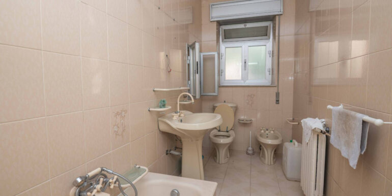 20251111161332-1000153-7