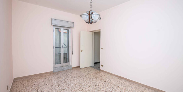 20251111161338-1000153-10