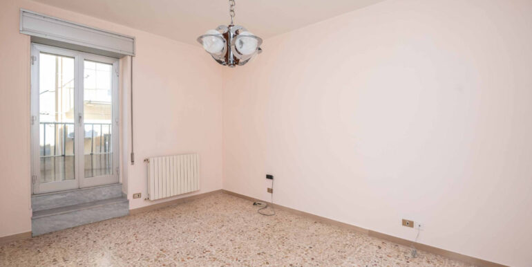 20251111161342-1000153-12