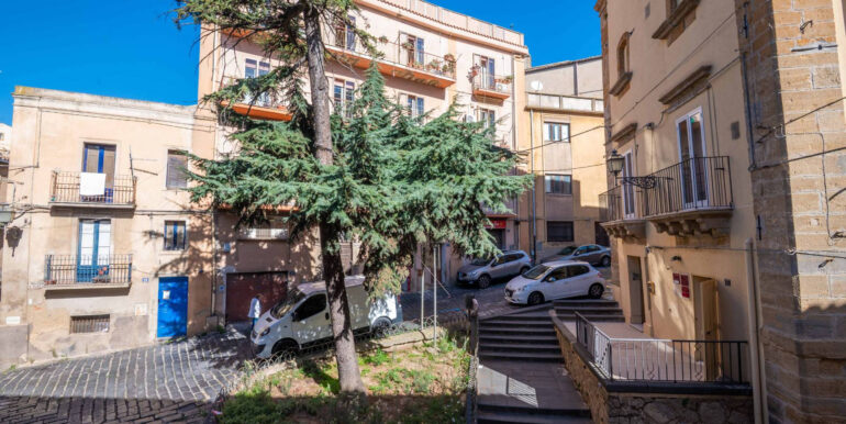 20251111161354-1000153-18