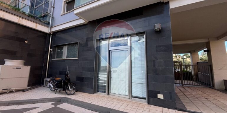 20251111171151-1000200-5