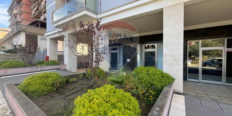 20251111171407-1000200-17