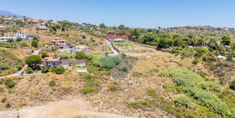 20251111171621-1000196-5