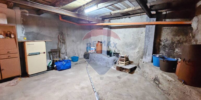 20251111191450-1000252-11