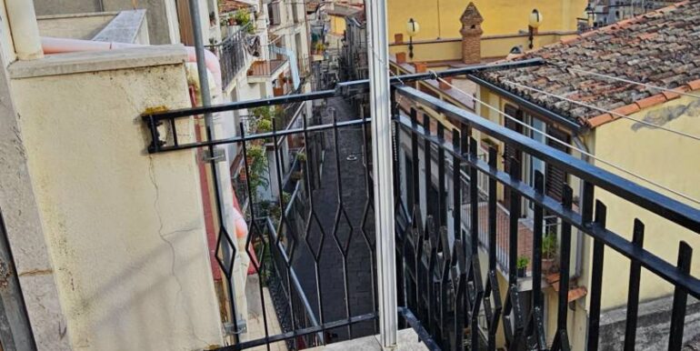 20251111191540-1000252-28