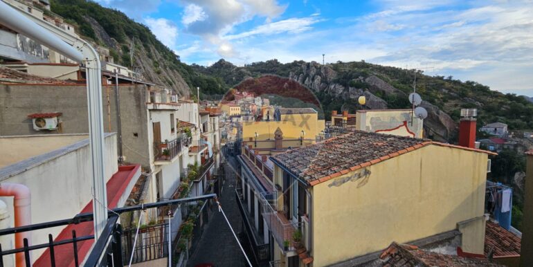 20251111191543-1000252-29