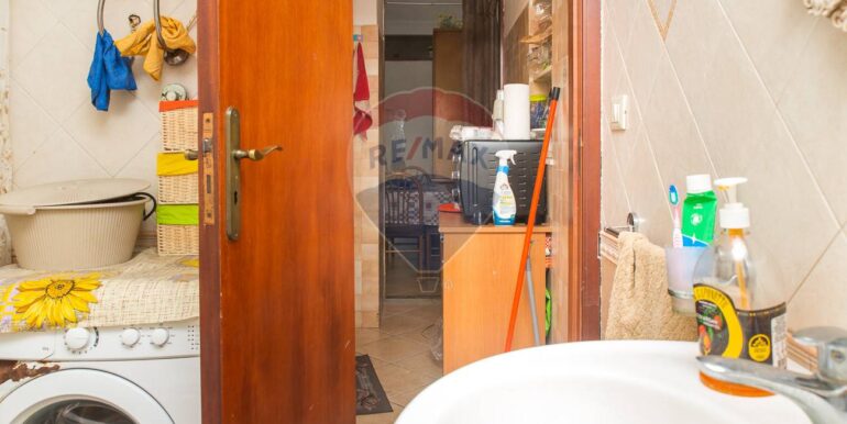 20251111204805-1000145-13