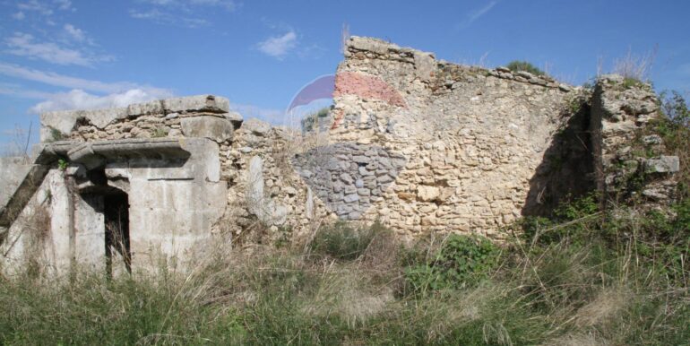 2025111180804-996849-13