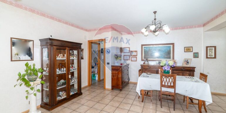 2025111182836-1000033-5