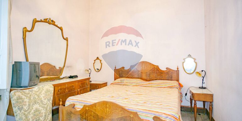 2025111184259-1000036-2