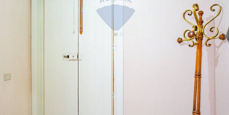 2025111184300-1000036-4