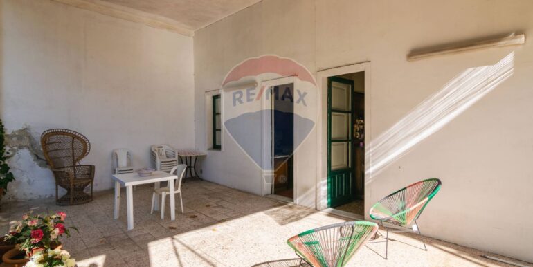 2025111192259-999332-9