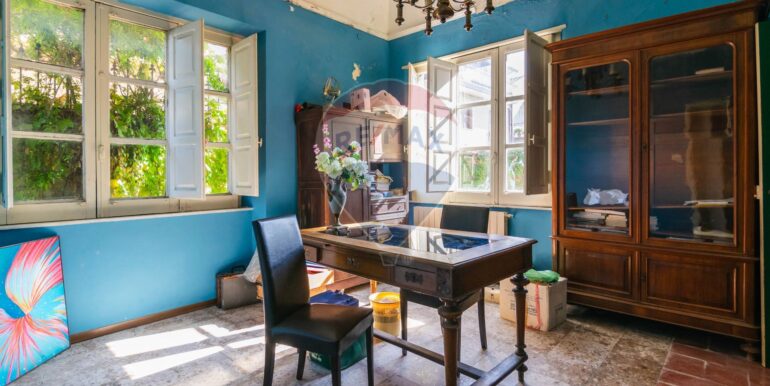 2025111192344-999332-23