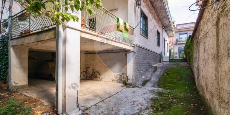 2025111192440-999332-32