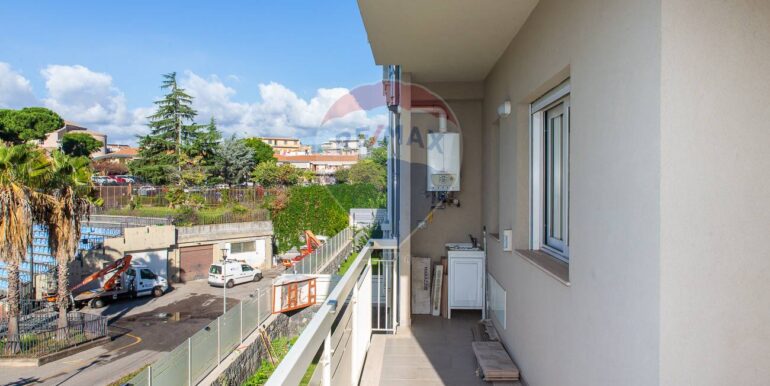 20251112100412-1000296-5