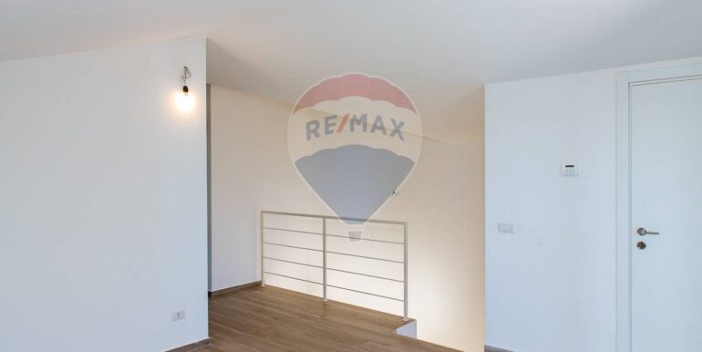 20251112100440-1000296-13