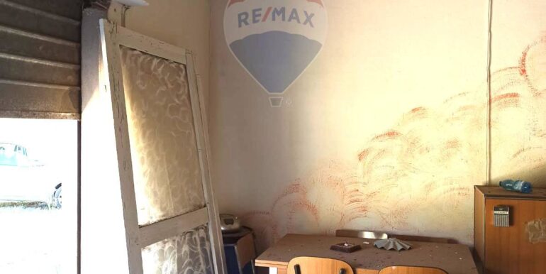 20251112120745-1000341-8