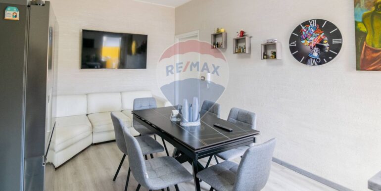 20251112161928-1000387-2