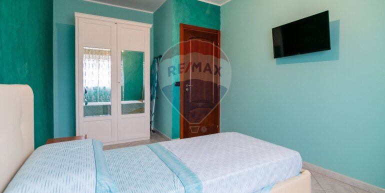 20251112163822-1000413-16