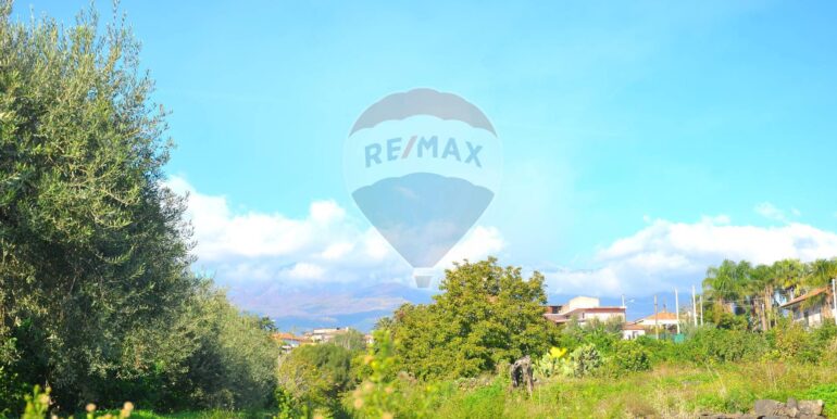 20251112170005-999349-14