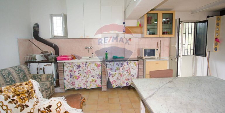 20251112170135-1000421-8