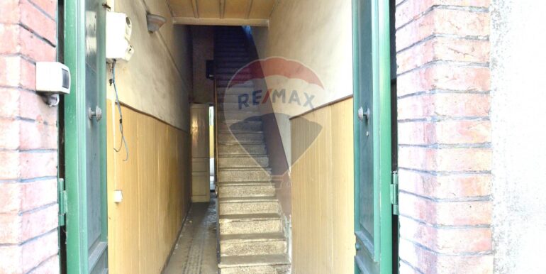 20251112175155-998282-7