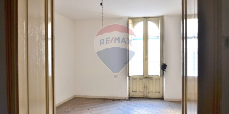 20251112175158-998282-8