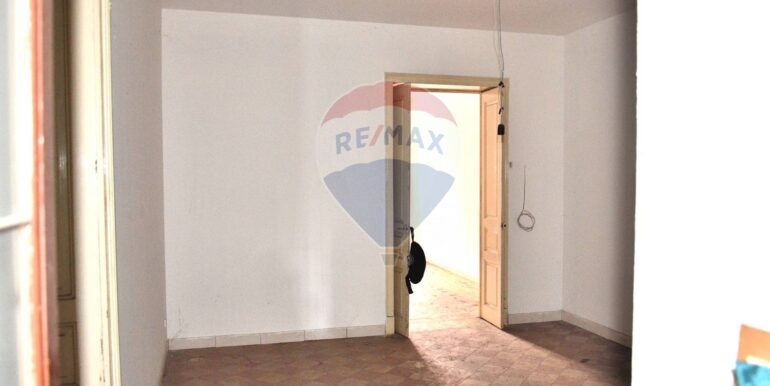 20251112175212-998282-13