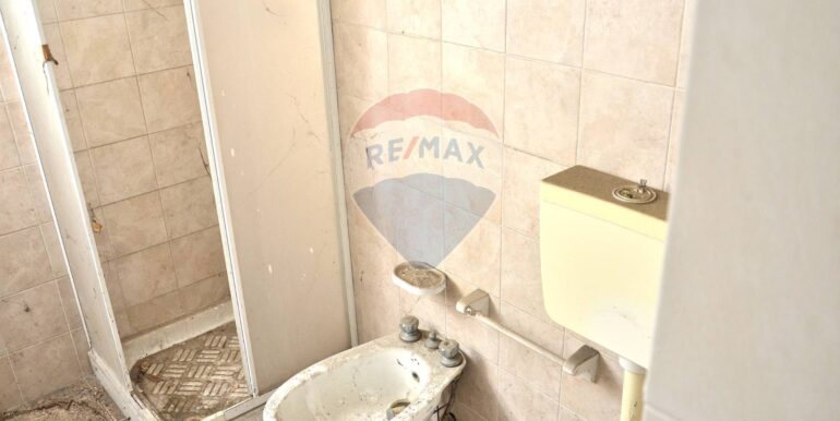 20251112175235-998282-22